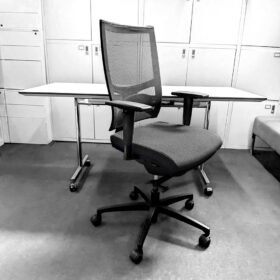 Refurbished Fully Loaded Mesh Office Chair By Sitland