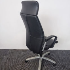 Leather High Backed Executive Chairs With Headrest 3