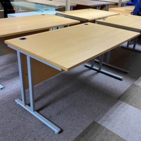 Straight Office Desk 1200mm Beech