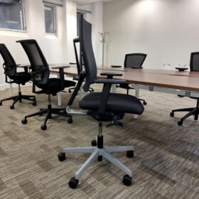 Ergonomic Mesh High Backed Office Chair