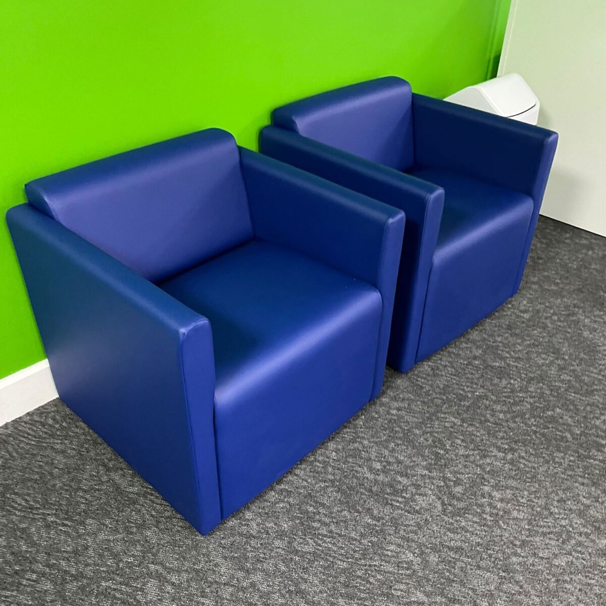 tubchairs1