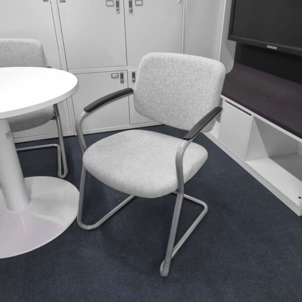 Stacking Meeting / Visitor Chairs, White