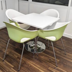 Round Table with 4 x Connection Zest Armchairs – White Top, Lime Seats, Chrome Legs