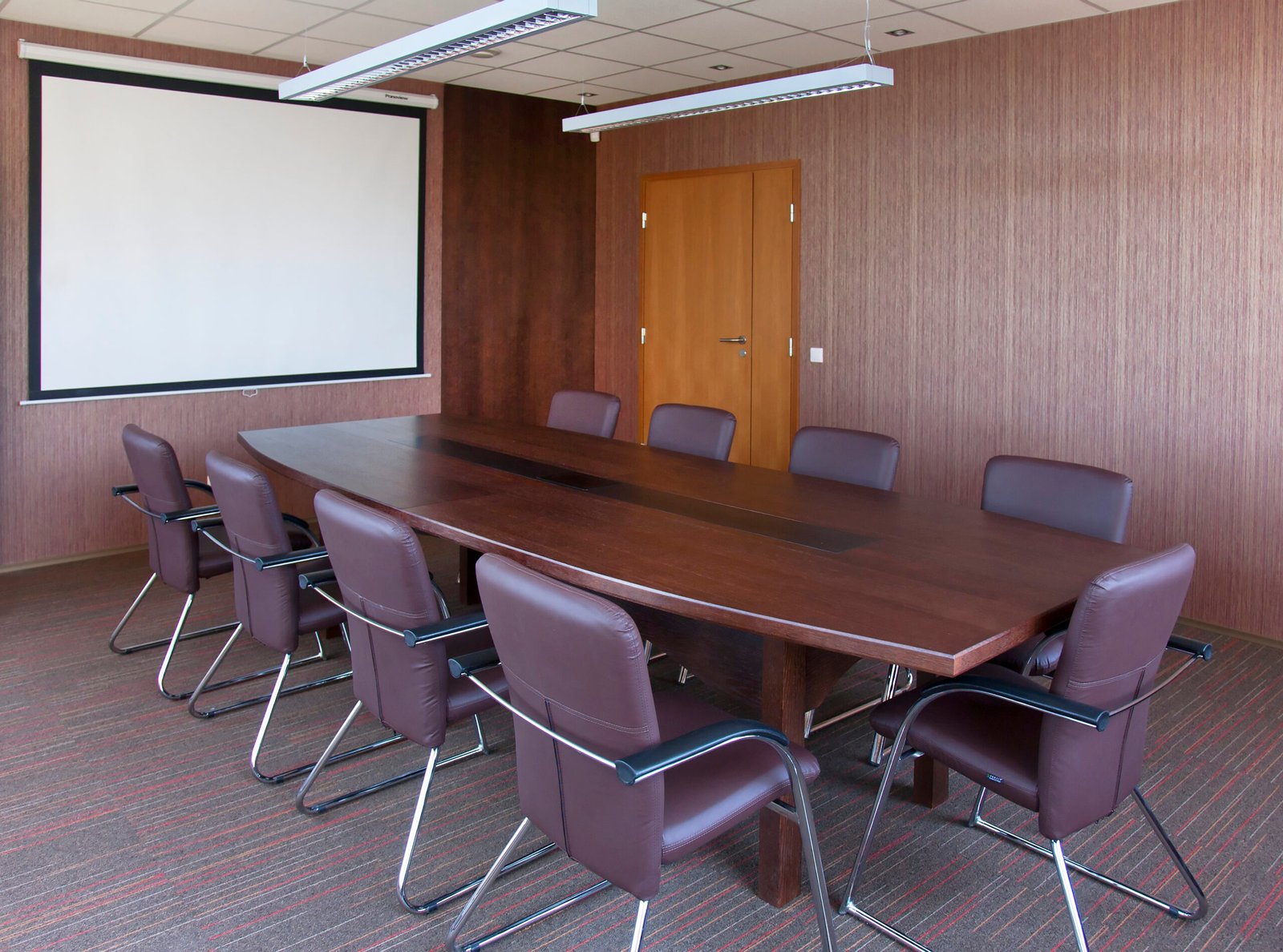 New & Second Hand Used Office Furniture London, Croydon & Kent, Sussex, Surrey & UK 50 empty conference room 2025 04 04 14 24 15 utc scaled
